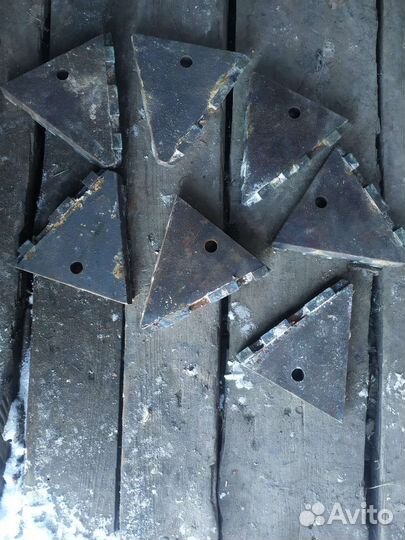 Резцы (зубцы) для буров и шнеков оптом от 50 шт