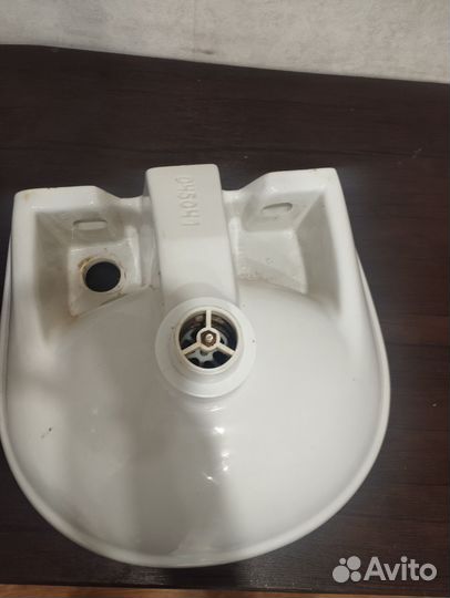 Раковина в ванную бу