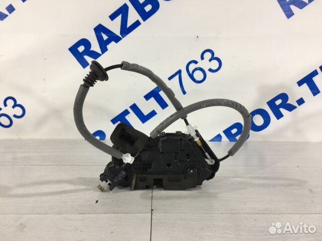 Замок двери передний левый skoda rapid 1 рест 1.6