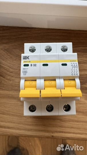 Автомат IEK ba47-29 3P b32