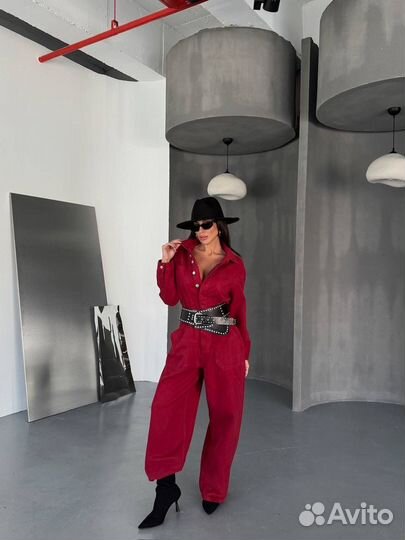 Джинсовый комбинезон