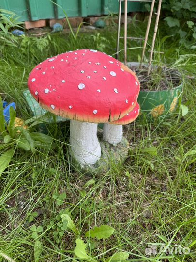 Продам фигурки доя двора