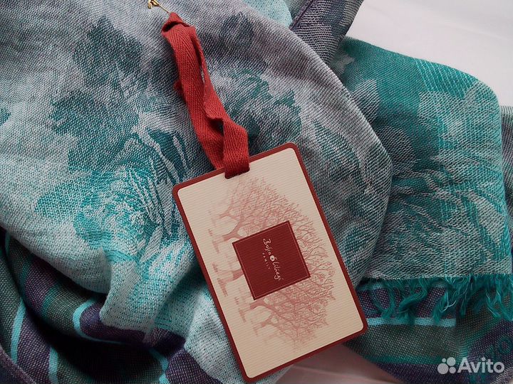 Шарфы и палантины