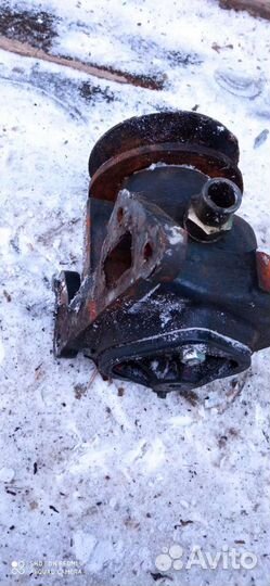 Помпа водяная к 700