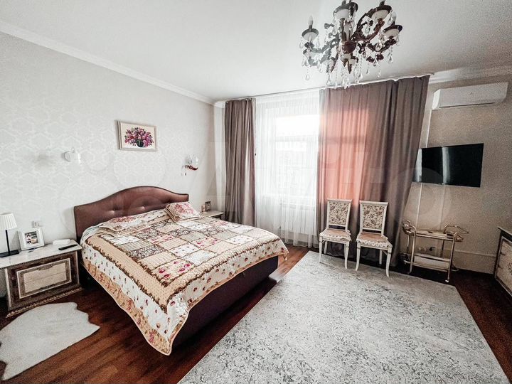 2-к. квартира, 65,2 м², 4/4 эт.