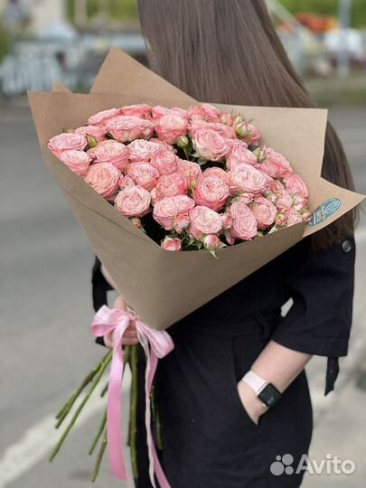 Кустовые розы Доставка цветов и букетов