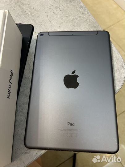 iPad mini 5 64gb wi-fi + Cellular