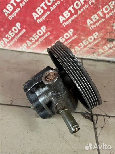 Насос гура Toyota Corolla AE100 4AGE 1992-1997