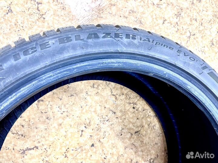 Sailun Ice Blazer Alpine EVO1 225/40 R19 и 255/35 R19 96V