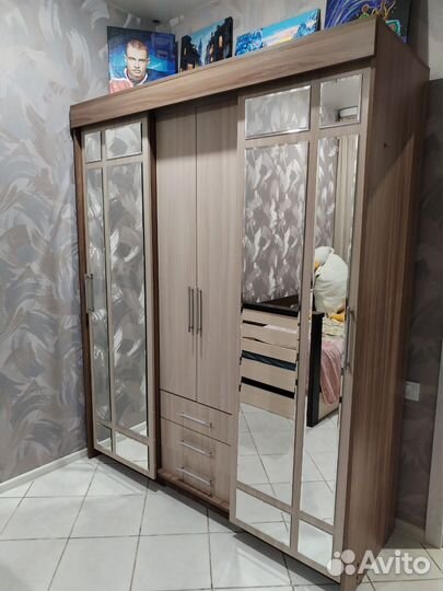 Продам шкаф бу