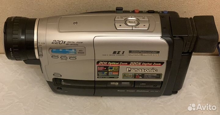 Видеокамера panasonic RZ 1