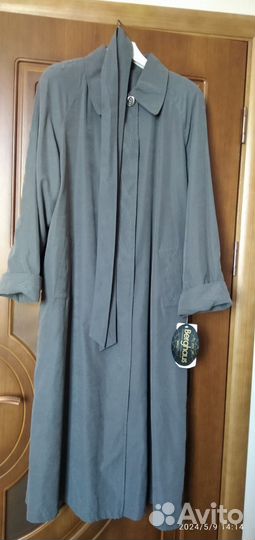 Плащ женский