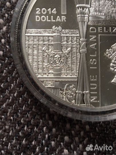 Монета серебро