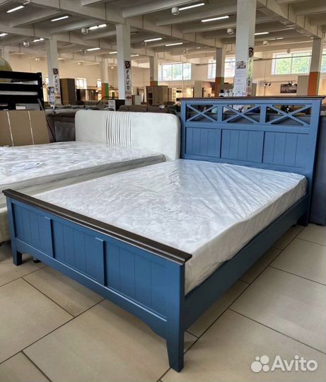 Кровати из массива сосны