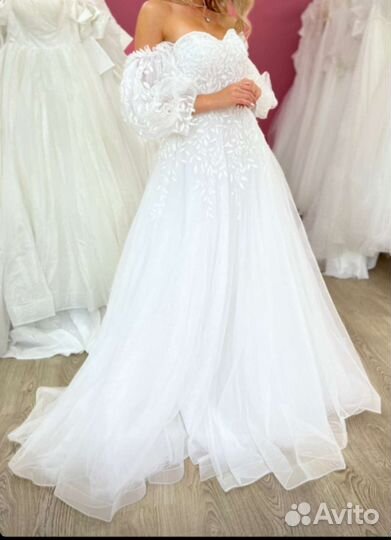 Свадебное платье