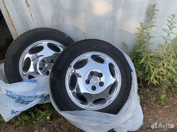 R16 Pirelli Winter Ice Control 225/55, PCD 5x114.3 DIA 63.4