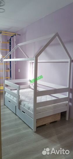 Детская кровать от 3 лет с бортиками