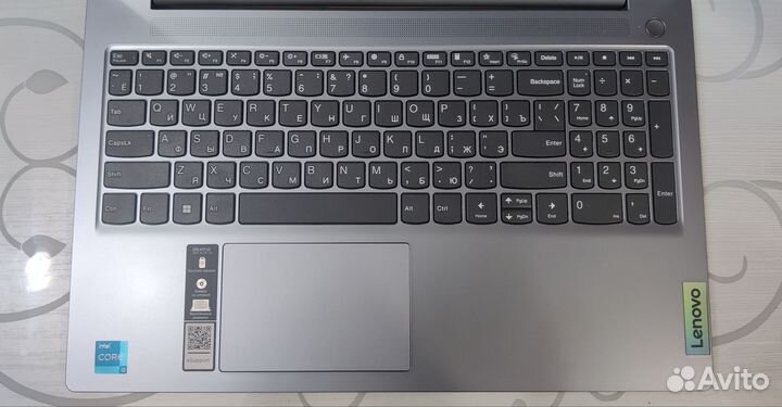 Новый ноутбук Lenovo 15