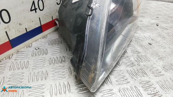 Фара левая Ford Focus 2 2006