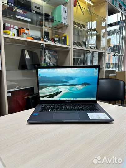 Asus VivoBook 14