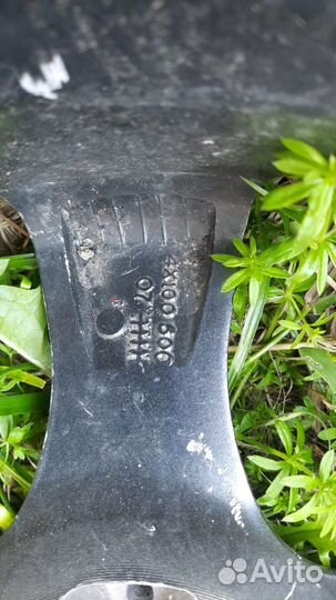 Литой диск r 16