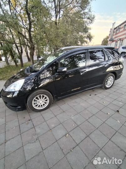Honda Fit Shuttle 1.3 CVT, 2012, 190 500 км
