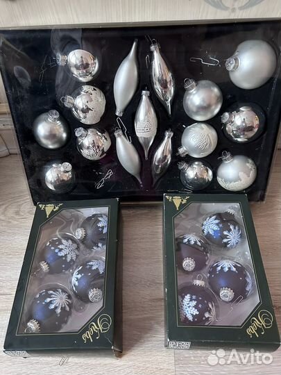 Стеклянные игрушки на елку