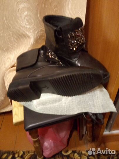 Ботинки молодежные на весну и осень модные