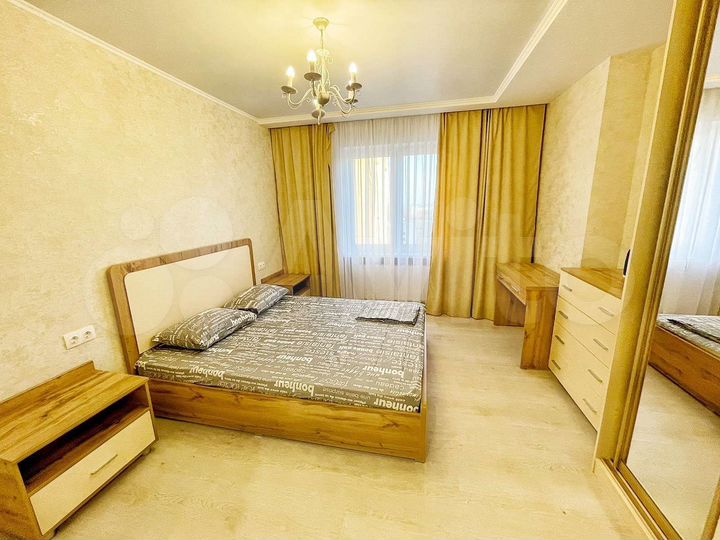 2-к. квартира, 65 м², 9/25 эт.