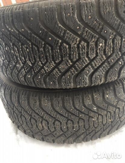 Goodyear UltraGrip 500 215/55 R16