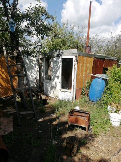 Дача 20 м² на участке 4 сот.