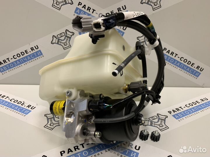 Компрессор гидроподвески Toyota Land Cruiser 200