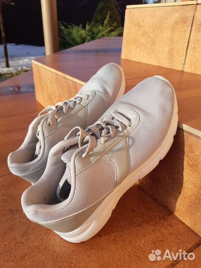 Кроссовки женские demix 37 размер