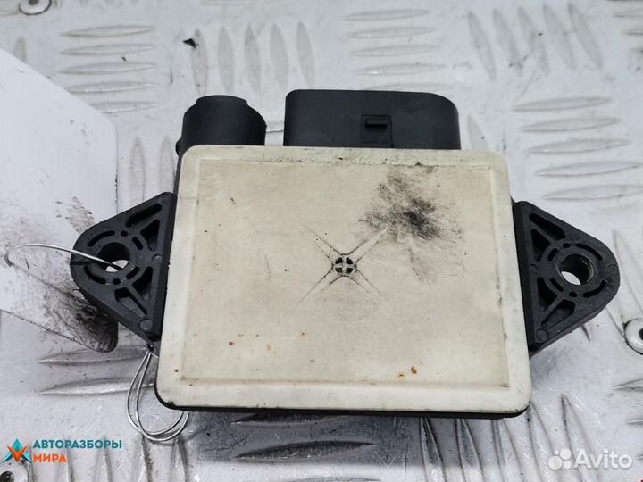 Реле накала свечей Mercedes-Benz CLS-Класс C219