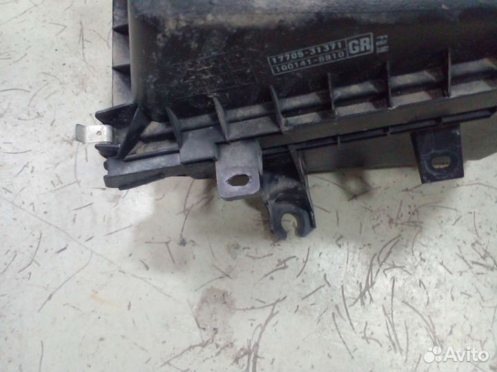 Корпус фильтра Toyota Land Cruiser Prado 150 1GR