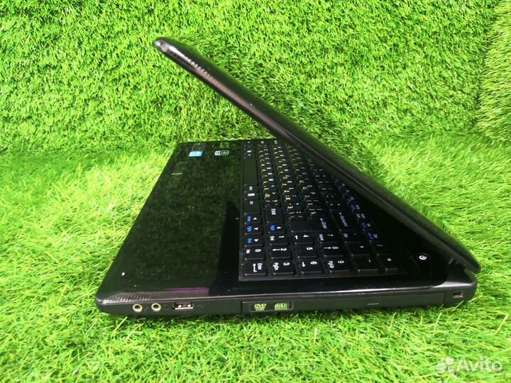 Мощный ноутбук на i7 и 8 гб оперативки. Гарантия