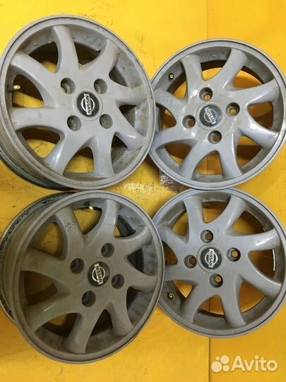 4 шт. Диски Nissan 14 4х114.3 DIA 66.1
