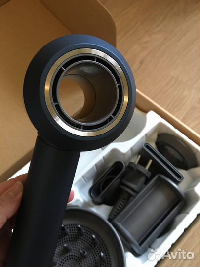 Фен - Стайлер Dyson Supersonic 2023