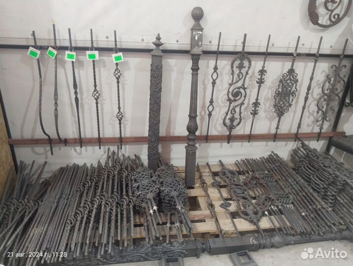 Балясины, стойки ограждений