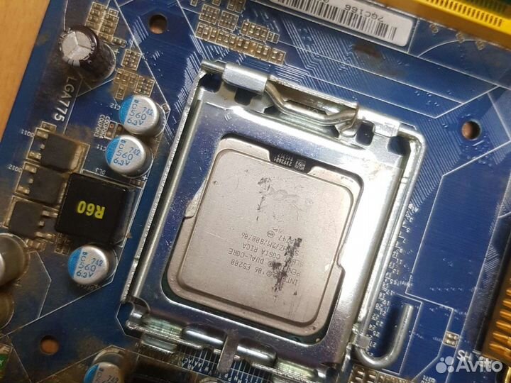 Мат плата 775 с процом е5400 и ддр2(3гб)(киров скл