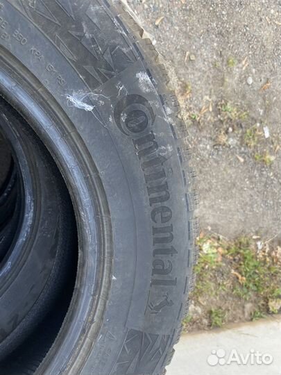 Continental IceContact 3 215/65 R16