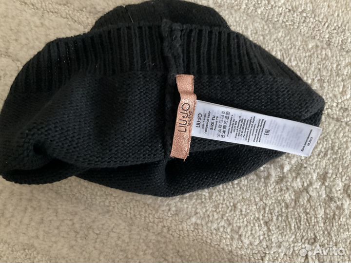 Продам шапку liu jo