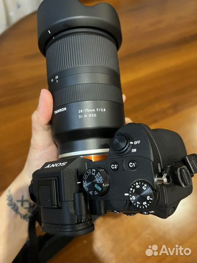 Sony a7 iii + tamron 28-75 mm 2.8