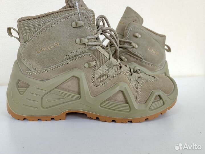 Ботинки Lowa песок