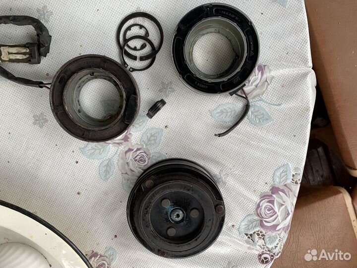 Компрессор кондиционера Opel Astra H