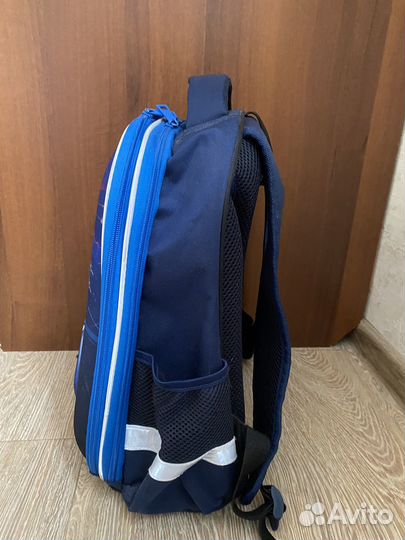 Школьный рюкзак