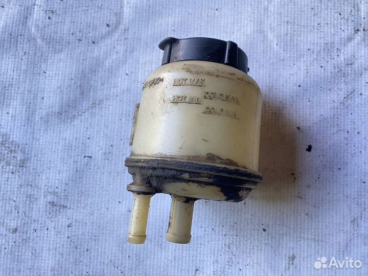 Бачок гидроусилителя Infiniti M35 Y50 с2004-2010г