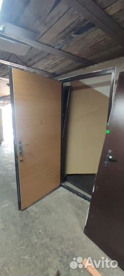 Дверь входная металлическая