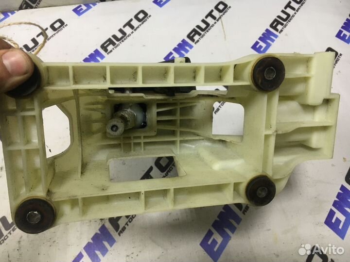 Кулиса МКПП Хендай Солярис