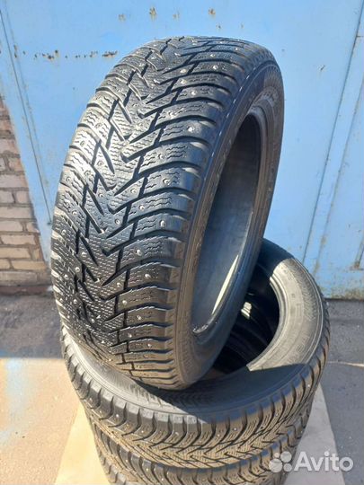 Nokian Tyres Hakkapeliitta 8 SUV 235/55 R19